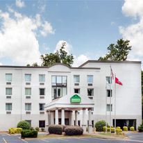 Wingate by Wyndham Athens Near Downtown