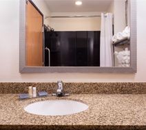 Wingate by Wyndham Athens Near Downtown Room
