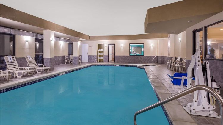 Wingate by Wyndham Athens Near Downtown Pool