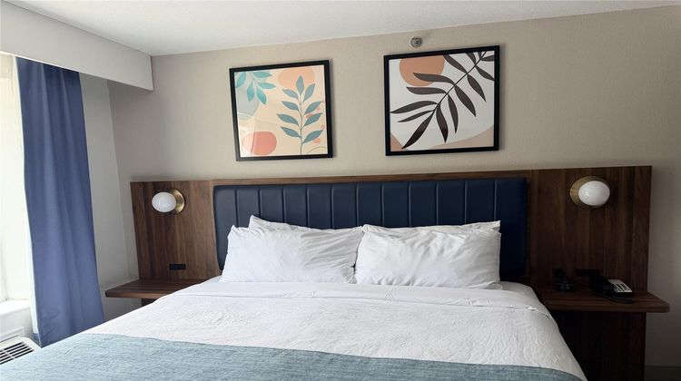 Wingate by Wyndham Athens Near Downtown Room