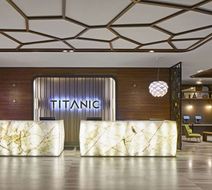 Titanic Chaussee Berlin Lobby