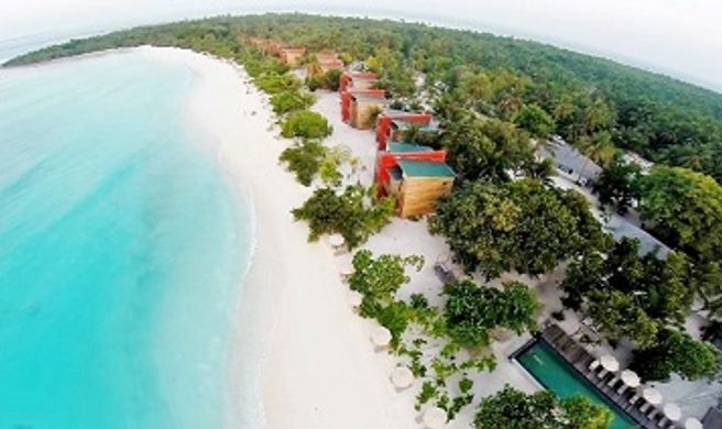 The Barefoot Eco Hotel Exterior