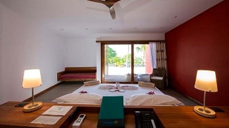 <b>The Barefoot Eco Hotel Room</b>. Images powered by <a href="https://iceportal.shijigroup.com/" title="IcePortal" target="_blank">IcePortal</a>.