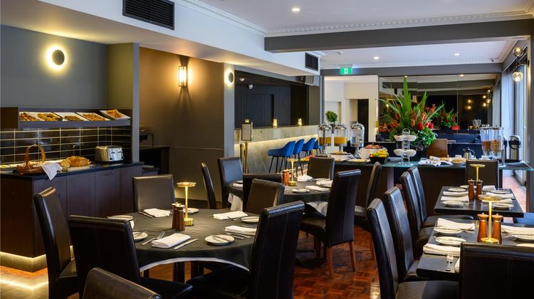 Hotel Crest on Barkly Restaurant