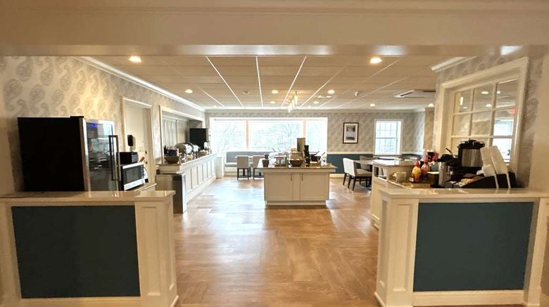 <b>Best Western Plus Country Cupboard Inn Restaurant</b>. Images powered by <a href="https://iceportal.shijigroup.com/" title="IcePortal" target="_blank">IcePortal</a>.