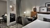<b>LondonHouse Chicago, Curio Coll. Room</b>. Images powered by <a href="https://iceportal.shijigroup.com/" title="IcePortal" target="_blank">IcePortal</a>.