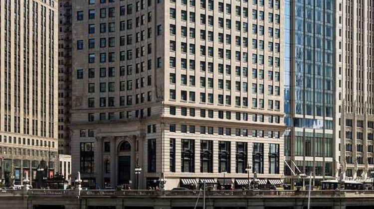 LondonHouse Chicago, Curio Coll. Exterior