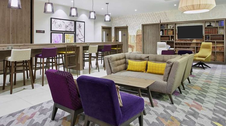 Hampton By Hilton Oxford Lobby
