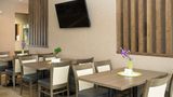 <b>Wingate by Wyndham Calgary Airport Restaurant</b>. Images powered by <a href="https://iceportal.shijigroup.com/" title="IcePortal" target="_blank">IcePortal</a>.