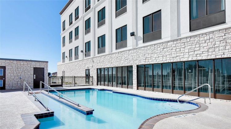 Wingate by Wyndham San Angelo Pool