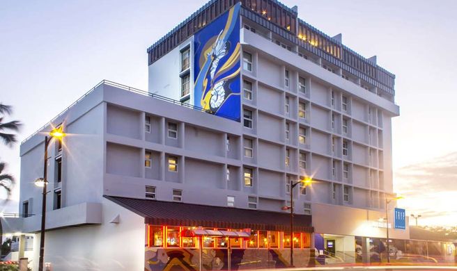 TRYP by Wyndham Isla Verde Exterior