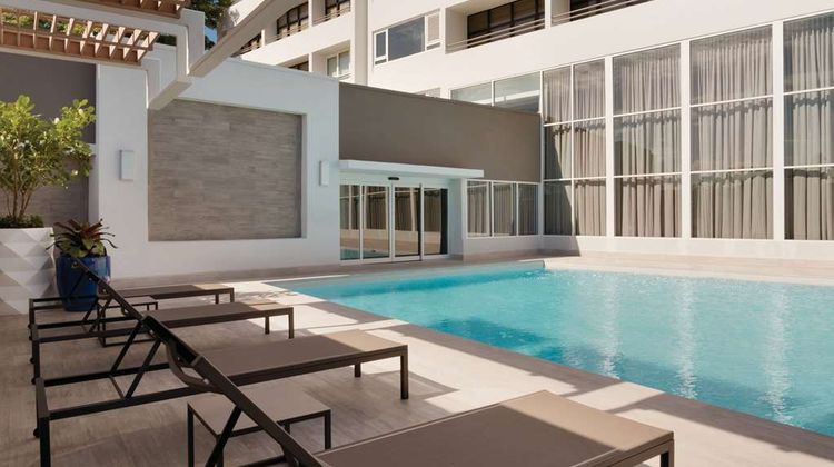 TRYP by Wyndham Isla Verde Pool