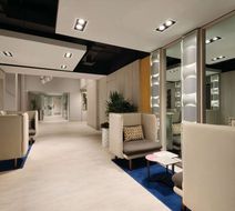 TRYP by Wyndham Isla Verde Lobby
