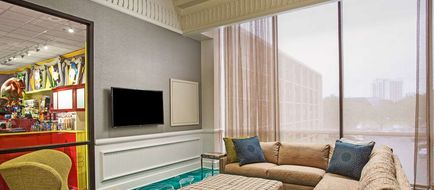 Wyndham Garden LBV-Disney Springs Lobby