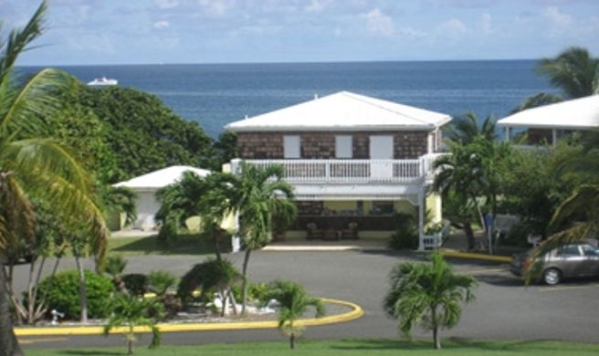 Tamarind Reef Hotel Exterior