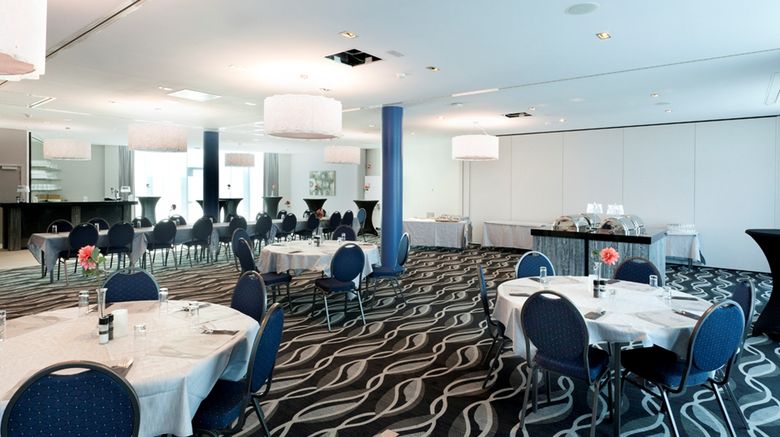 <b>Congres Hotel Van der Valk Mons Restaurant</b>. Images powered by <a href="https://iceportal.shijigroup.com/" title="IcePortal" target="_blank">IcePortal</a>.
