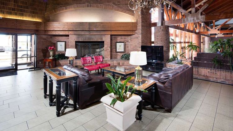 Red Lion Hotel & Conference Center Lobby