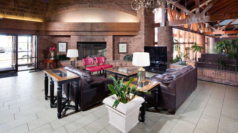 <b>Red Lion Hotel & Conference Center Lobby</b>. Images powered by <a href="https://iceportal.shijigroup.com/" title="IcePortal" target="_blank">IcePortal</a>.