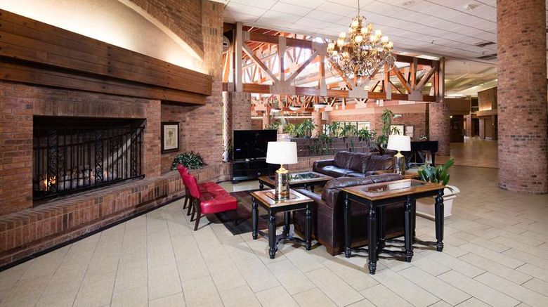 <b>Red Lion Hotel & Conference Center Lobby</b>. Images powered by <a href="https://iceportal.shijigroup.com/" title="IcePortal" target="_blank">IcePortal</a>.