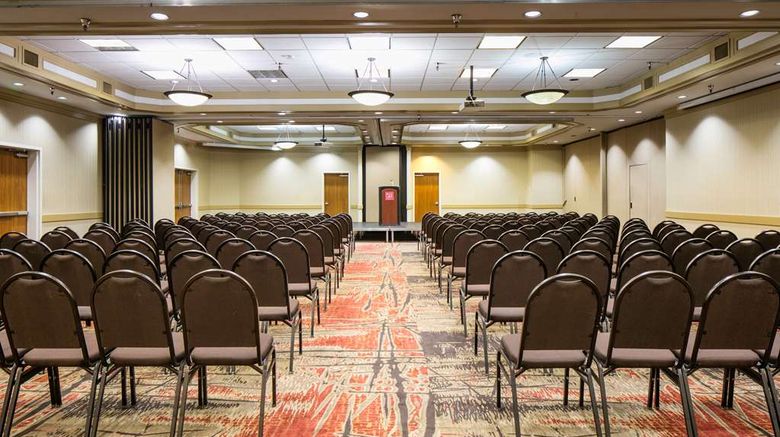 <b>Red Lion Hotel & Conference Center Meeting</b>. Images powered by <a href="https://iceportal.shijigroup.com/" title="IcePortal" target="_blank">IcePortal</a>.