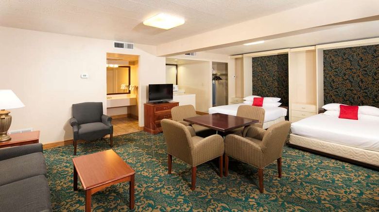 <b>Red Lion Hotel & Conference Center Suite</b>. Images powered by <a href="https://iceportal.shijigroup.com/" title="IcePortal" target="_blank">IcePortal</a>.