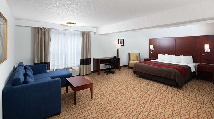 Red Lion Inn & Suites Auburn Suite