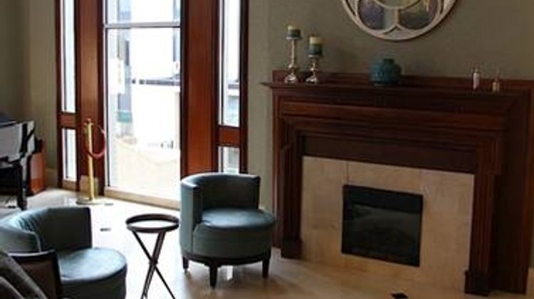 Clayton Plaza Hotel Lobby