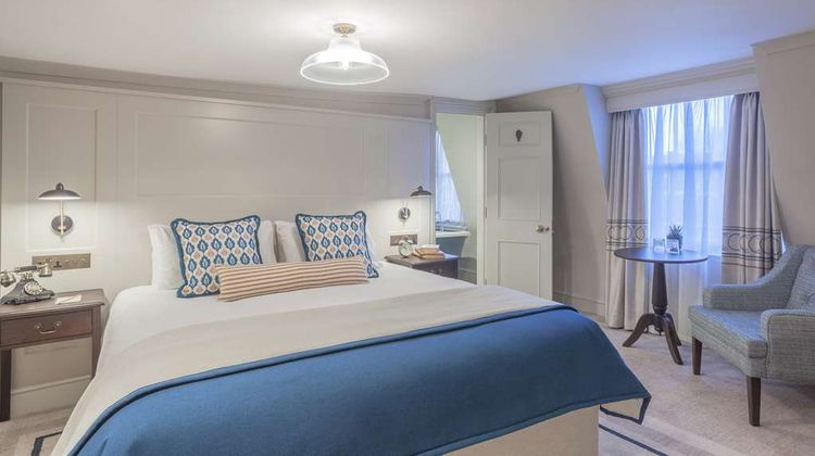 The Richmond Hill Hotel Room