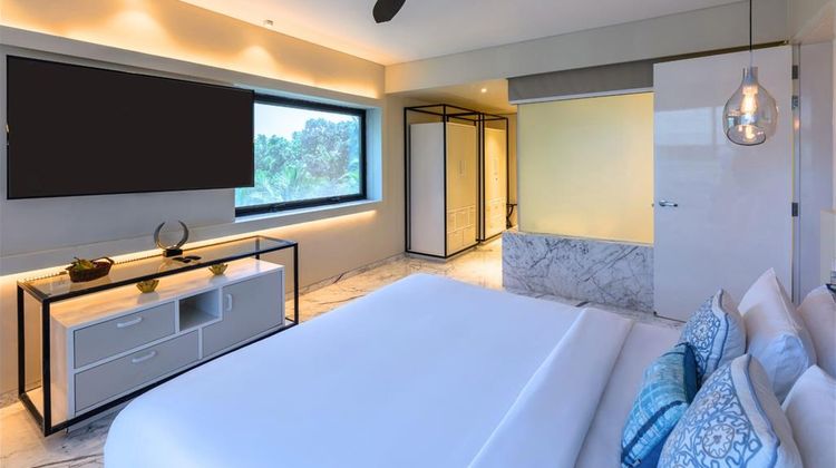 Hyatt Centric Candolim Goa Suite