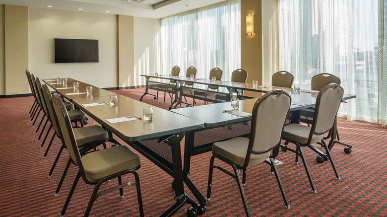 <b>Hyatt Place Houston/Galleria Meeting</b>. Images powered by <a href="https://iceportal.shijigroup.com/" title="IcePortal" target="_blank">IcePortal</a>.