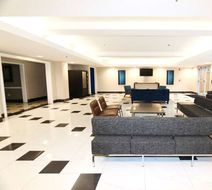 Baymont Inn & Suites Lithia Springs Lobby
