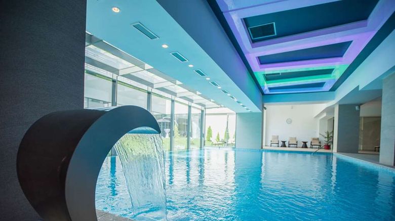<b>Ramada Plaza Craiova Pool</b>. Images powered by <a href="https://iceportal.shijigroup.com/" title="IcePortal" target="_blank">IcePortal</a>.