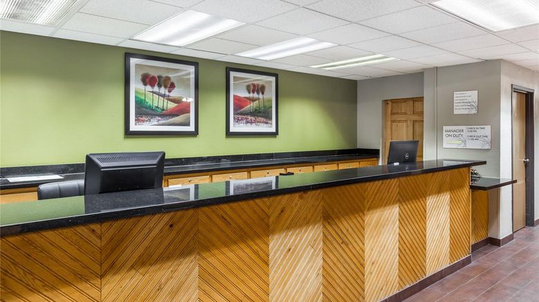 <b>Ramada Platte City KCI Airport Lobby</b>. Images powered by <a href="https://iceportal.shijigroup.com/" title="IcePortal" target="_blank">IcePortal</a>.