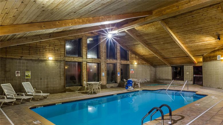 <b>Ramada Platte City KCI Airport Pool</b>. Images powered by <a href="https://iceportal.shijigroup.com/" title="IcePortal" target="_blank">IcePortal</a>.