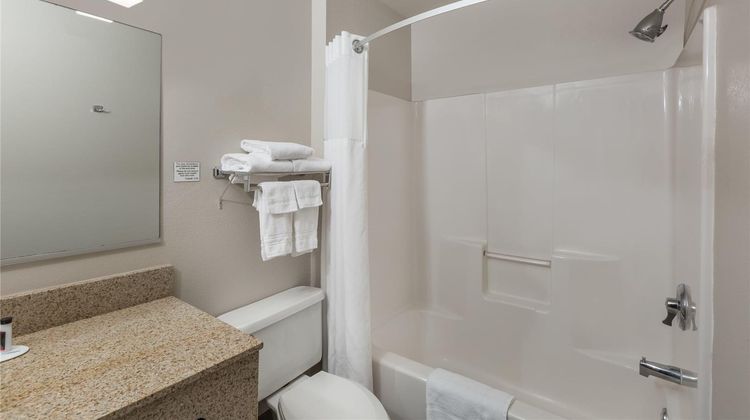 Ramada Platte City KCI Airport Room