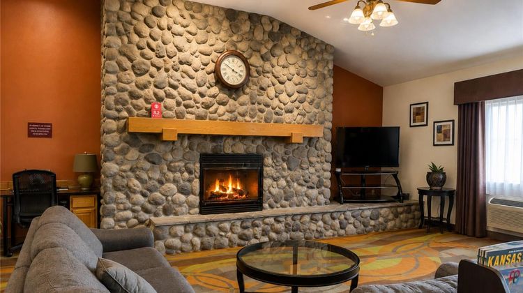 Ramada Platte City KCI Airport Lobby