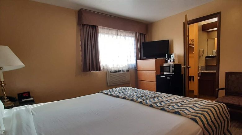 <b>Travelodge Kanab Room</b>. Images powered by <a href="https://iceportal.shijigroup.com/" title="IcePortal" target="_blank">IcePortal</a>.
