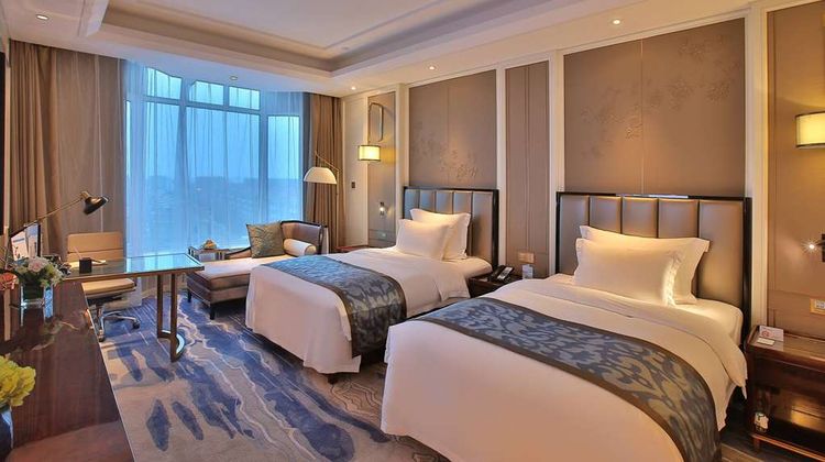 Wyndham Qingdao Room