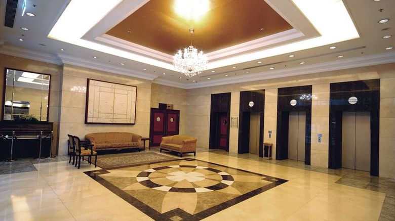 <b>Best Western Plus Hotel Hong Kong Lobby</b>. Images powered by <a href="https://iceportal.shijigroup.com/" title="IcePortal" target="_blank">IcePortal</a>.