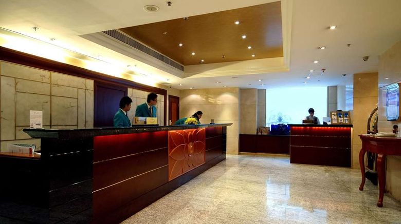 <b>Best Western Plus Hotel Hong Kong Lobby</b>. Images powered by <a href="https://iceportal.shijigroup.com/" title="IcePortal" target="_blank">IcePortal</a>.