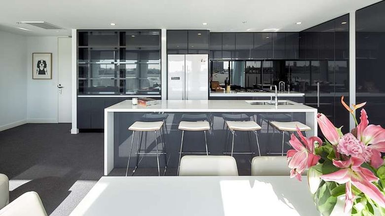 <b>381 Cremorne Room</b>. Images powered by <a href="https://iceportal.shijigroup.com/" title="IcePortal" target="_blank">IcePortal</a>.