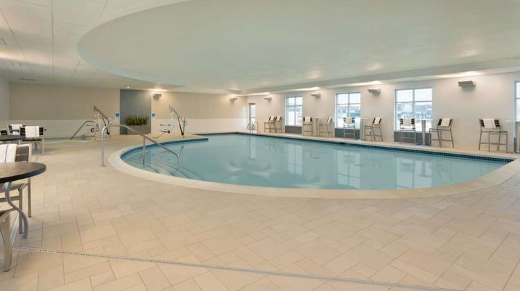 Hampton Inn & Suites Chicago O'Hare Pool
