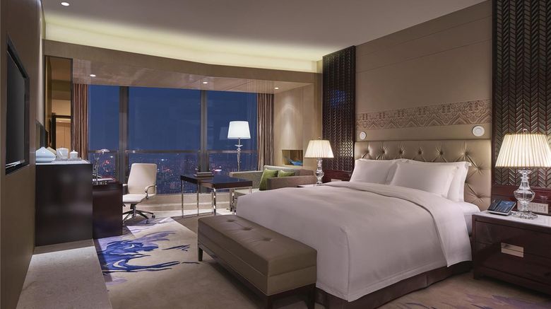 <b>Hilton Haikou Room</b>. Images powered by <a href="https://iceportal.shijigroup.com/" title="IcePortal" target="_blank">IcePortal</a>.