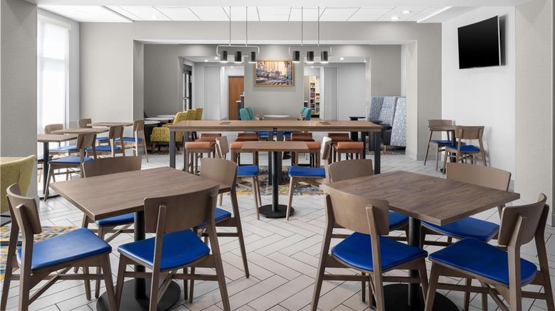 <b>Hampton Inn Lexington Medical Center Restaurant</b>. Images powered by <a href="https://iceportal.shijigroup.com/" title="IcePortal" target="_blank">IcePortal</a>.