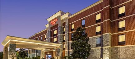 Hampton Inn Lexington Medical Center Exterior
