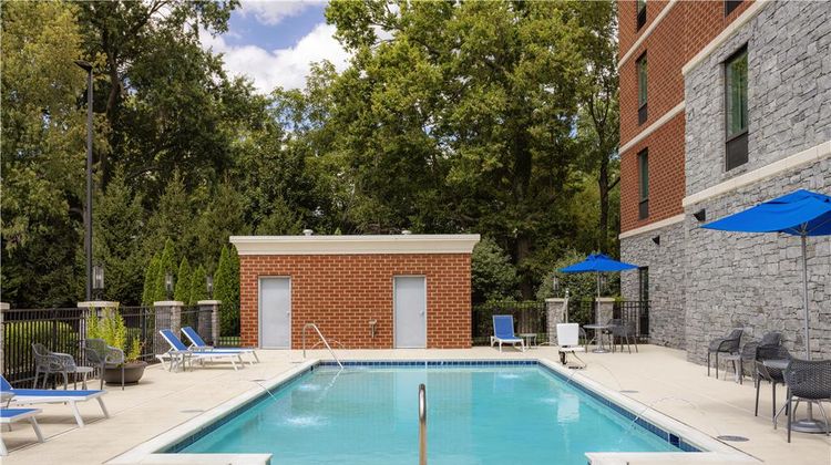 Hampton Inn Lexington Medical Center Pool