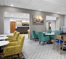 Hampton Inn Lexington Medical Center Lobby