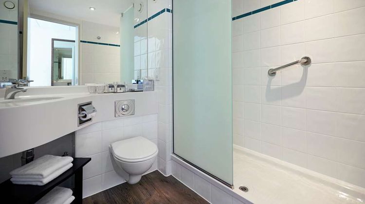 DoubleTree by Hilton London ExCeL Room