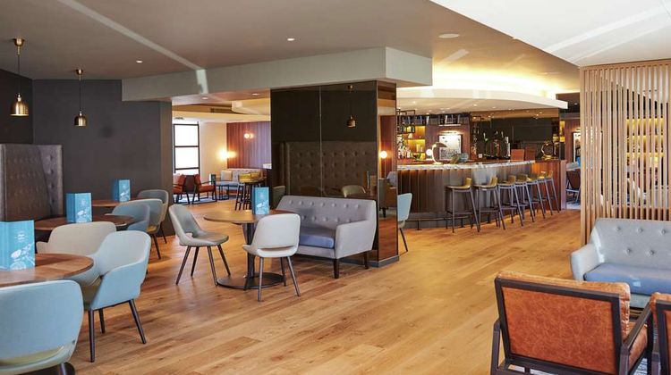 DoubleTree by Hilton London ExCeL Lobby