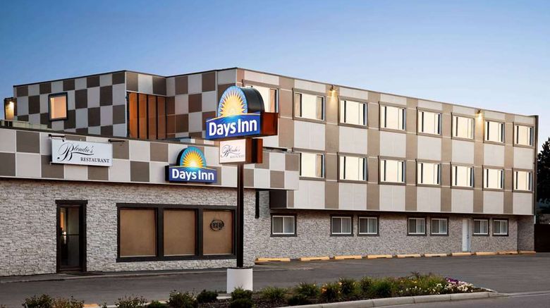 <b>Days Inn Sylvan Lake Exterior</b>. Images powered by <a href="https://iceportal.shijigroup.com/" title="IcePortal" target="_blank">IcePortal</a>.